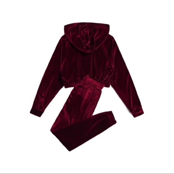 Brand New Red Velvet Jumpsuit. Size Medium and Small - Picture 2 of 2